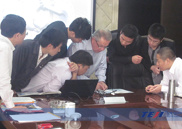 法國專家到我司考察指導(dǎo)